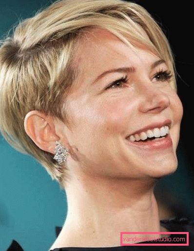 pixie прическа снимки блондинка