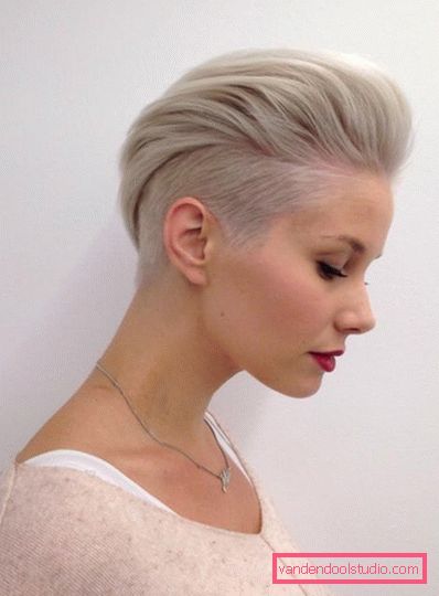 pixie прическа снимки блондинка